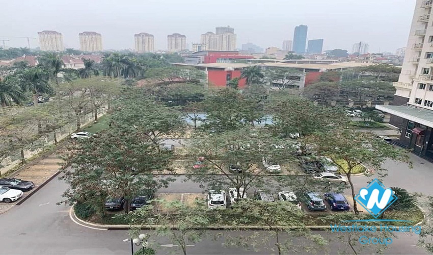  An affordable apartment with 3 bedrooms with unfunished for rent in Ciputra. It